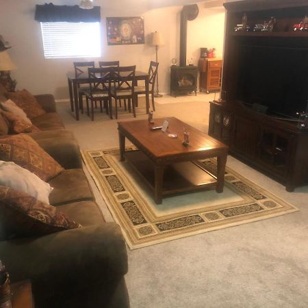 Beautiful Secluded 2 Bedrooms 1 Bathroom Apartment South Weber Bagian luar foto