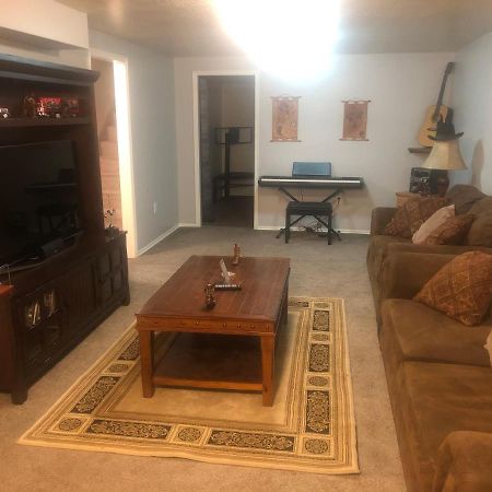 Beautiful Secluded 2 Bedrooms 1 Bathroom Apartment South Weber Bagian luar foto